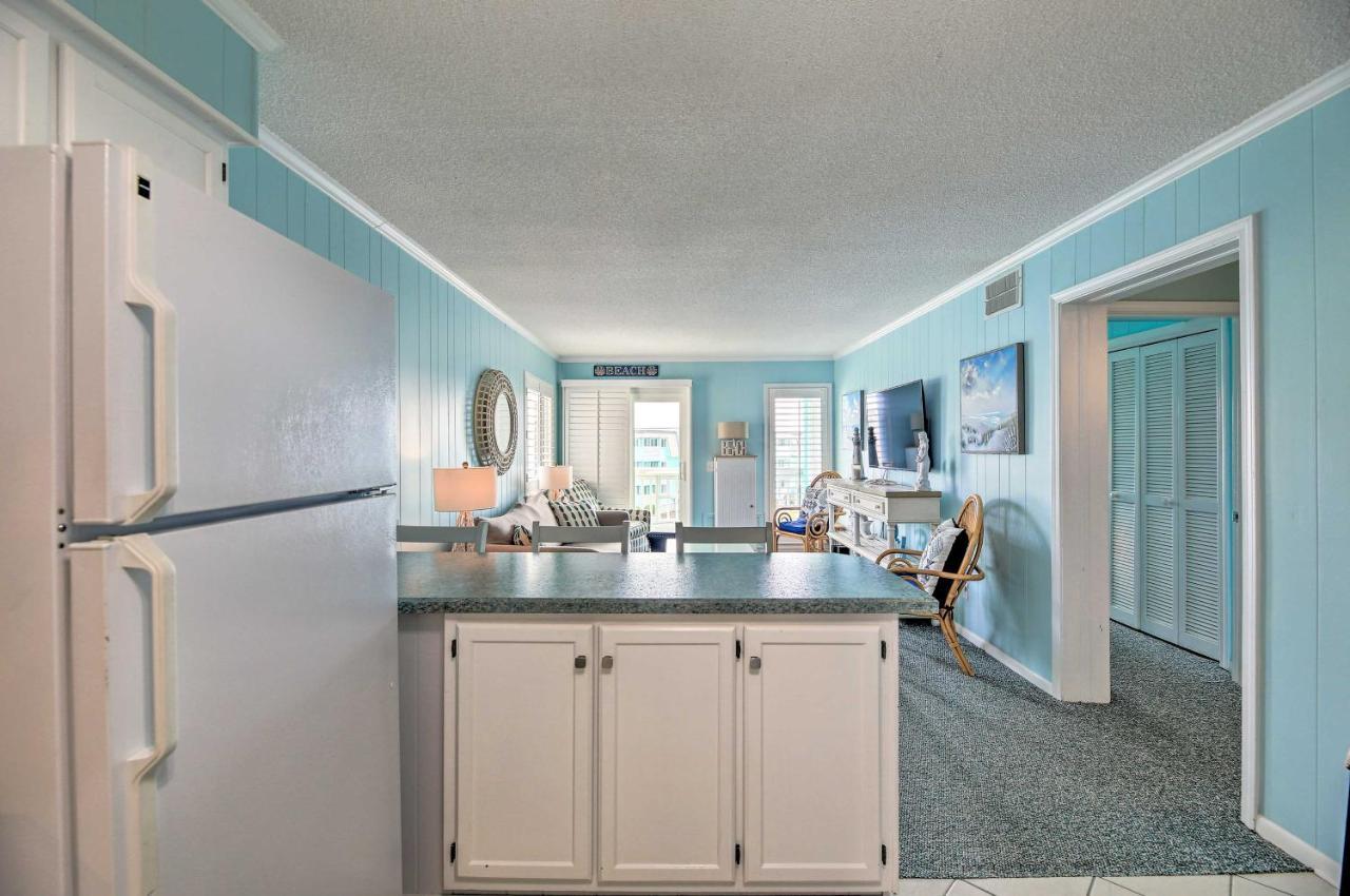 Apartment Beachfront With Boardwalk And Pool Access! *