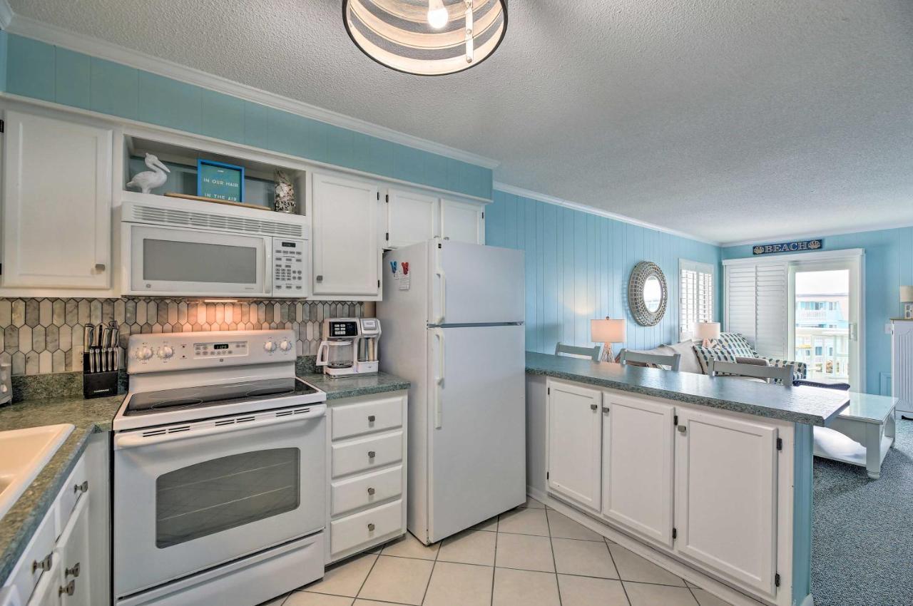 Apartamento Beachfront With Boardwalk And Pool Access!